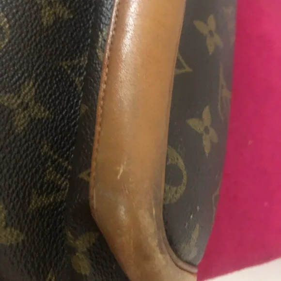 PRICE DROP Vintage 70”s Louis Vuitton handbag ❤️⭐️ - Picture 8 of 9